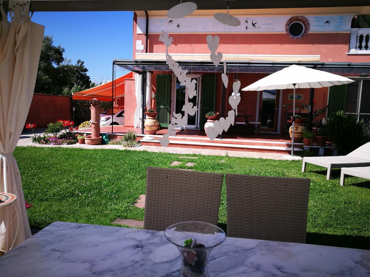 Bed and Breakfast Giusy Bed&Breakfast Marina Di Carrara Exterior foto