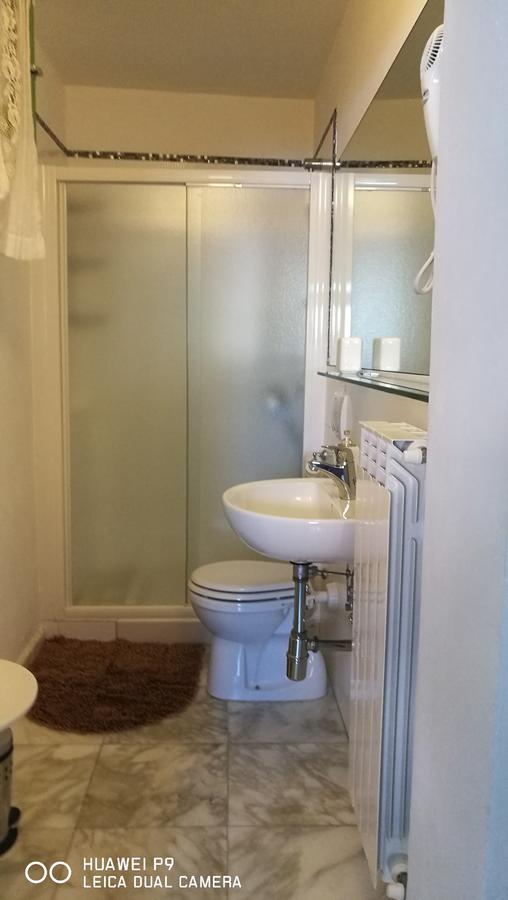 Bed and Breakfast Giusy Bed&Breakfast Marina Di Carrara Exterior foto
