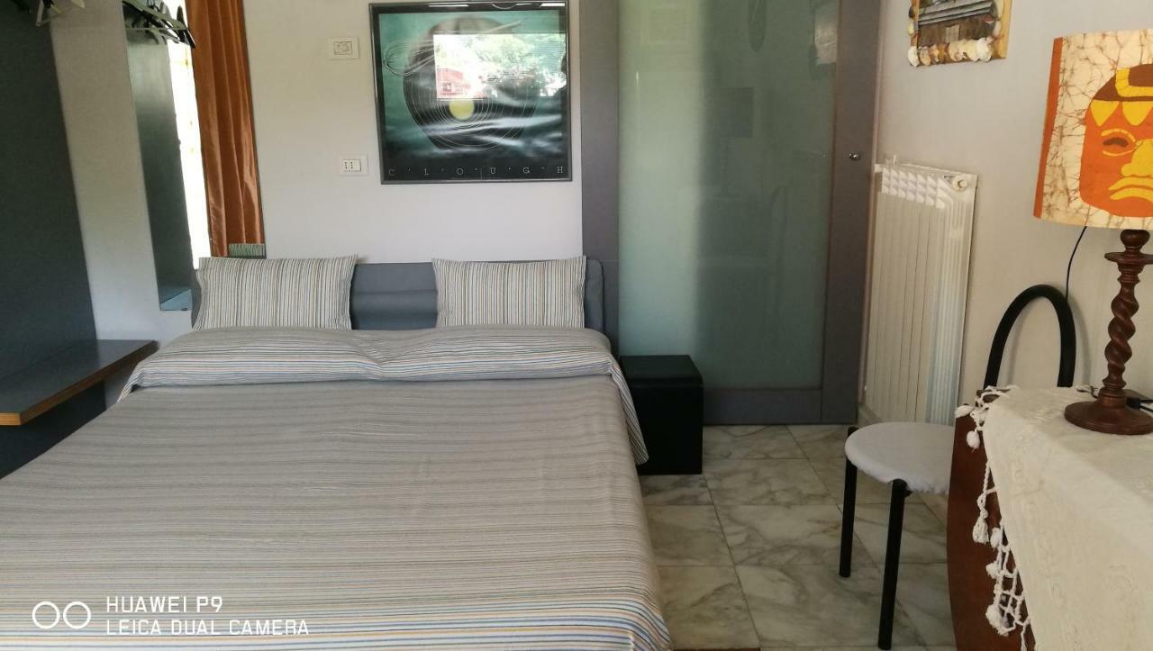Bed and Breakfast Giusy Bed&Breakfast Marina Di Carrara Exterior foto
